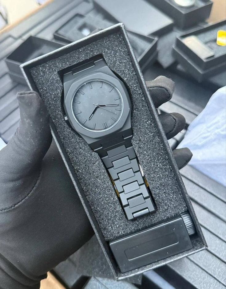 Waterproof Mate Black Aura Watch